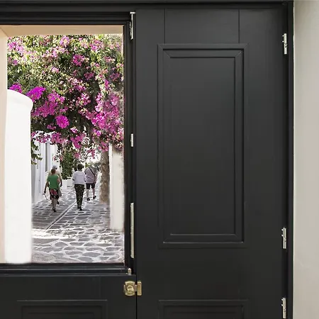 Bethlehem: Historic Townhouse